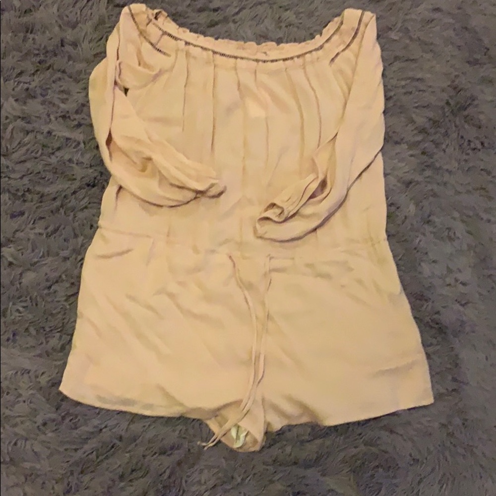 Pink romper - Picture 2 of 2